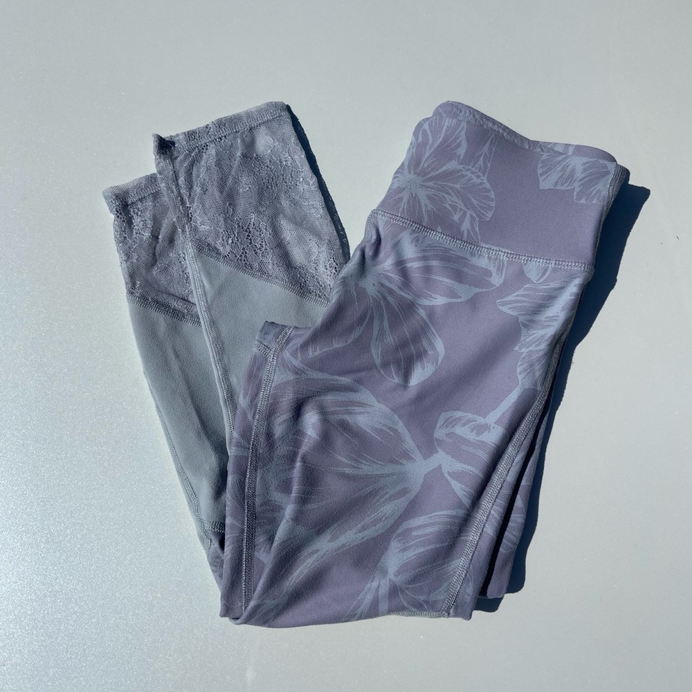 Fabletics Capri leggings